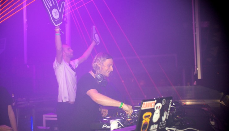 We Love Space Closing 2013