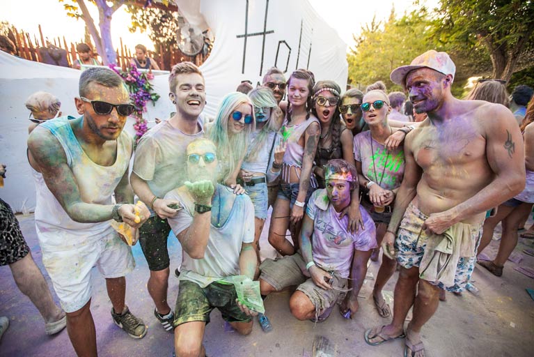 2014-06-18-HOLI-GARDEN-by-Igor-Ribnik-272