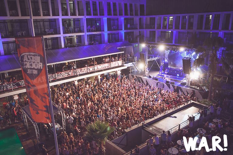 WAR 08