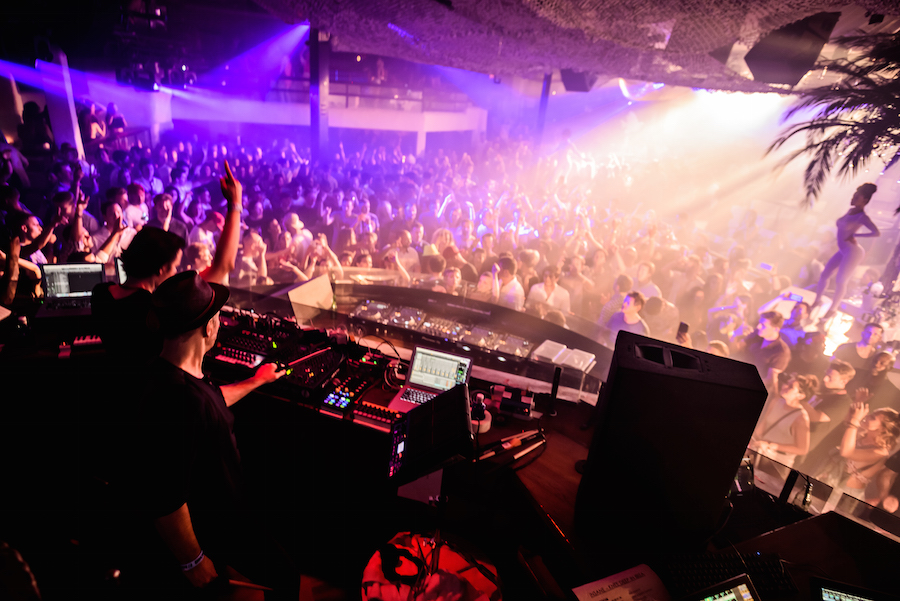 Knee Deep In Pacha 006