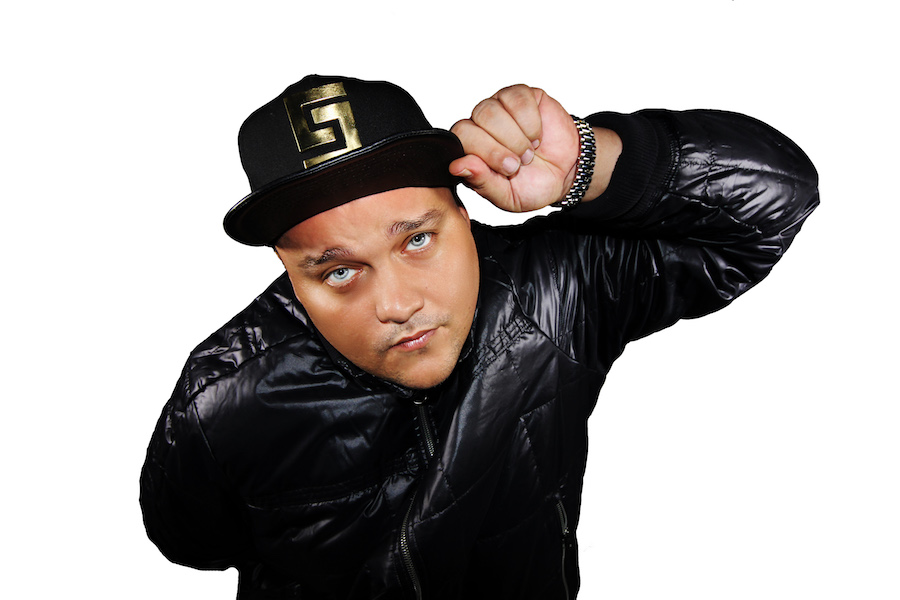 CharlieSloth_1403_allblack_hathold_hires
