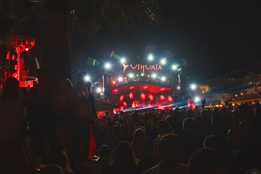 Ushuaia_Ants_Opening_Essentialibiza_2017_by_Tamara_Sini_015