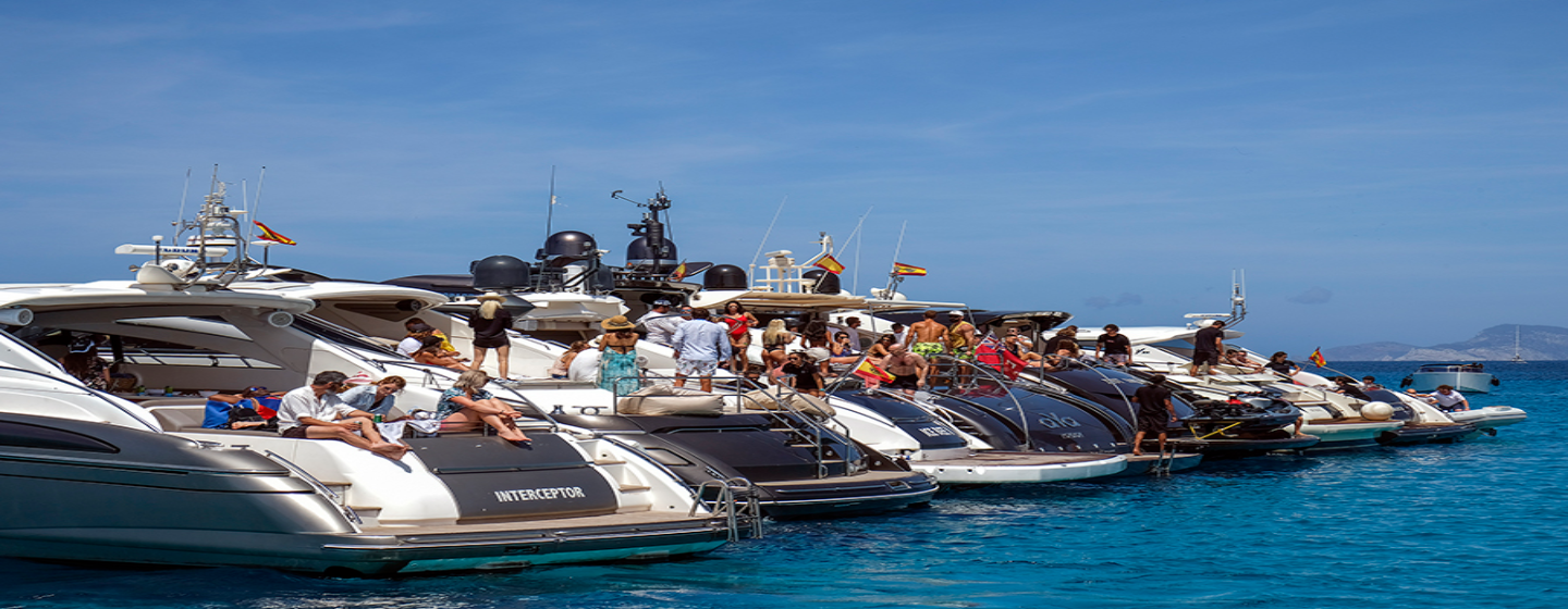Smart Charter Ibiza Essential2019 By La Skimal09